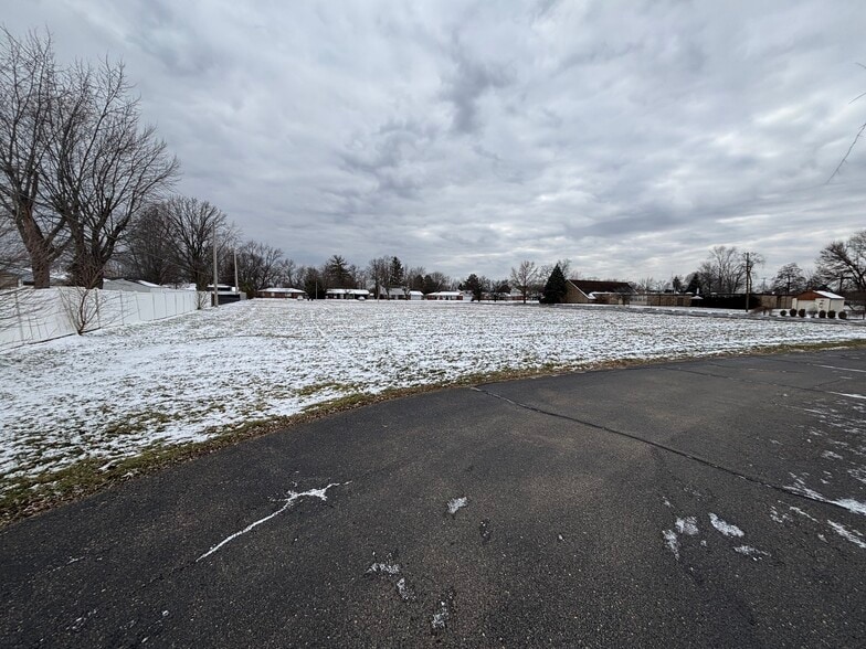 More Photos Of 5464 Old Troy Pike, Dayton Religious Facility For Sale
