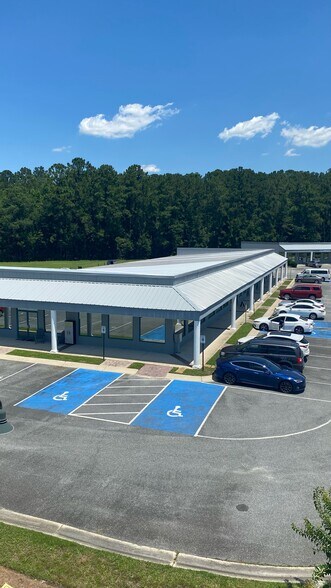 More Photos Of 740 E General Stewart Way, Hinesville General Retail For Lease