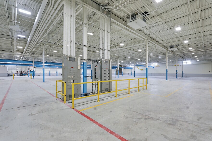 More Photos Of 23 Esquire Rd, North Billerica Manufacturing For Lease