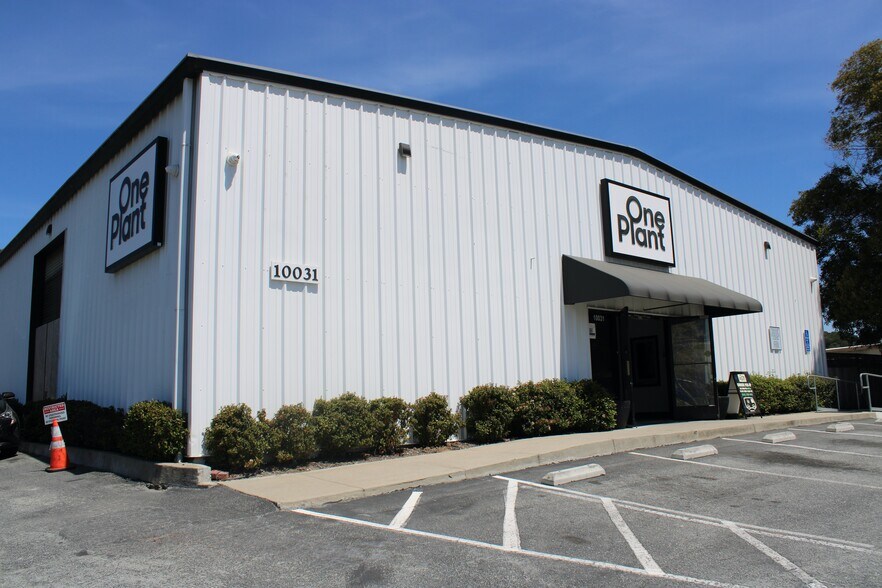 More Photos Of 10031 Reese Cir, Salinas Freestanding For Sale