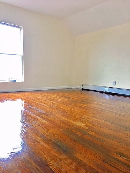 More Photos Of 1040 McBride St, Far Rockaway Apartments For Sale