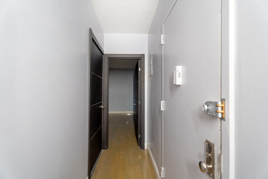 More Photos Of 950-952 Bergen St, Brooklyn Apartments For Sale