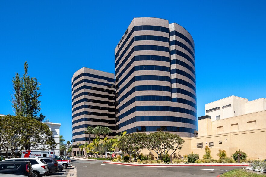 More Photos Of 2601 Main St, Irvine Office For Lease