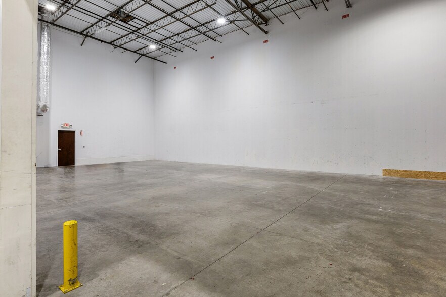 More Photos Of 195 Chastain Meadows Ct NW, Kennesaw Industrial For Lease