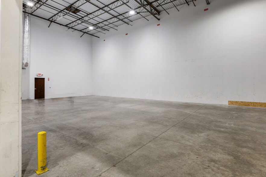 More Photos Of 195 Chastain Meadows Ct NW, Kennesaw Industrial For Lease