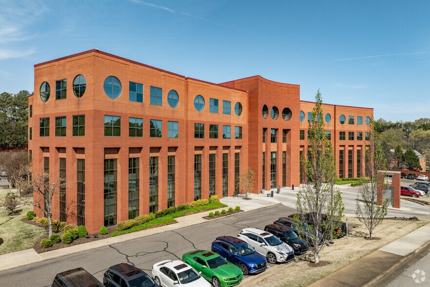 More Photos Of 1661 International Dr, Memphis Coworking Space