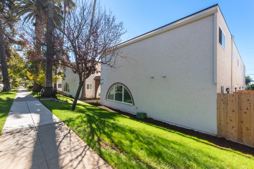 More Photos Of 221 S Nevada St, Oceanside Apartments For Sale