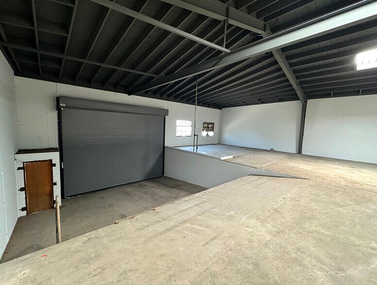 More Photos Of 5440 Alhambra Ave, Los Angeles Warehouse For Lease