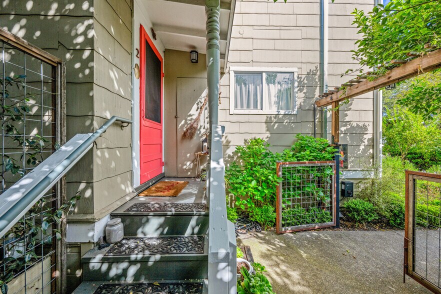 More Photos Of 1645 Main St, Napa Apartments For Sale