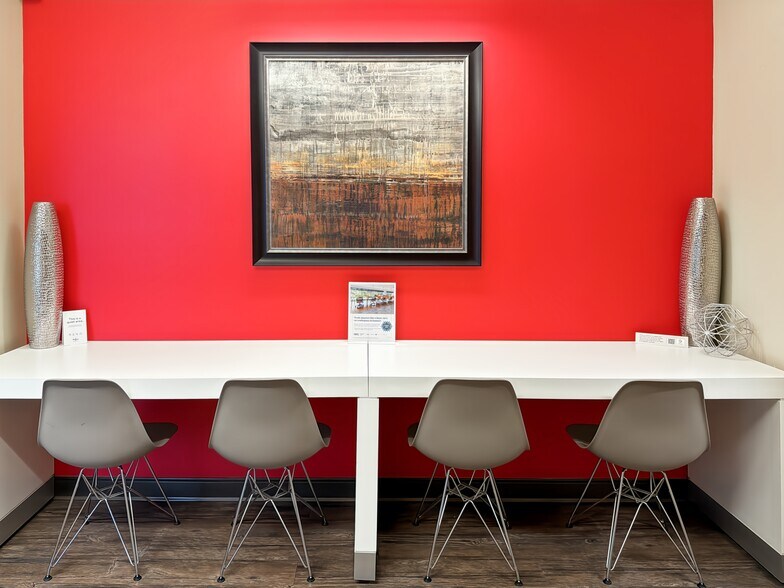 More Photos Of 506 2nd Ave, Seattle Coworking Space