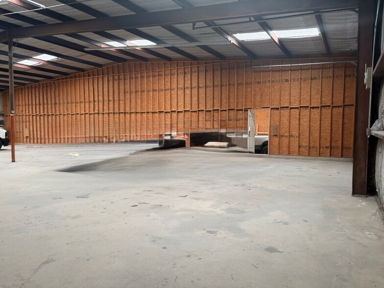 More Photos Of 124 Industrial Dr, Boerne Service For Lease