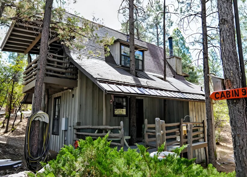 More Photos Of 88 Main St, Pinos Altos Hotel For Sale