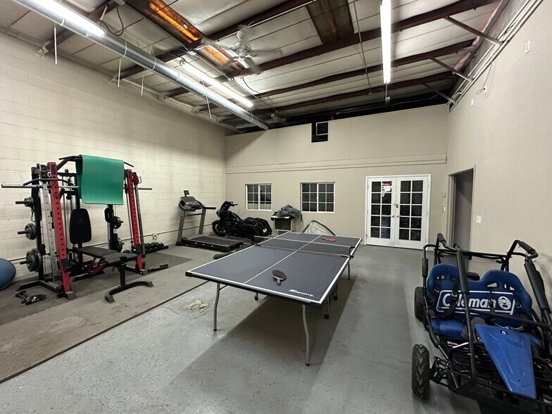 More Photos Of 3706 Norwood Dr, Littleton Light Manufacturing For Lease