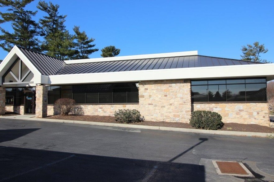 More Photos Of 10 Commerce Dr, Wyomissing Unknown For Lease