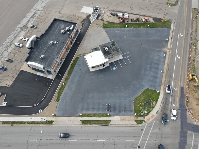 More Photos Of 5101 Tuscarawas St W, Canton Land For Lease