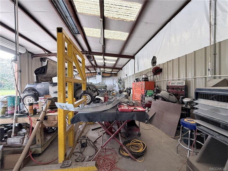 More Photos Of 8 Highway 19 N, Inglis Warehouse For Sale