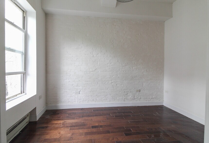 More Photos Of 114 E 37th St, New York Apartments For Sale