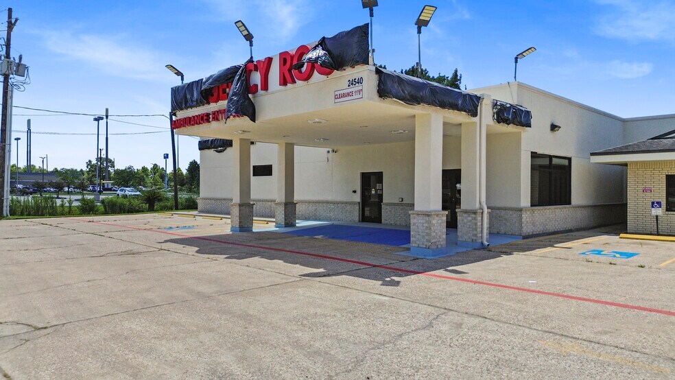 More Photos Of 24540 FM 1314 Rd, Porter Medical For Sale