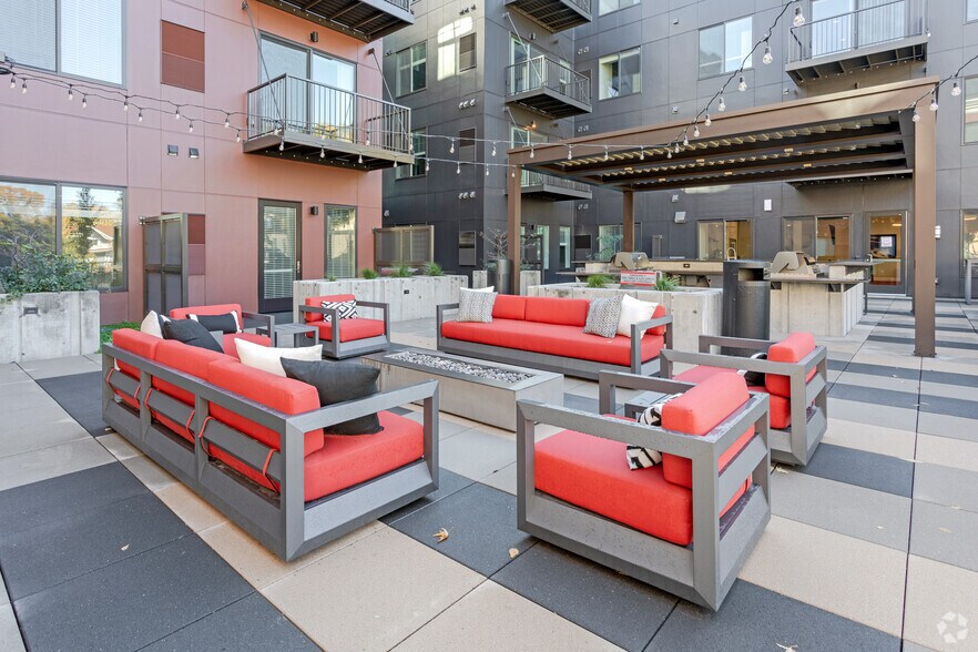 More Photos Of 1455 W Lake St, Minneapolis Multifamily For Sale