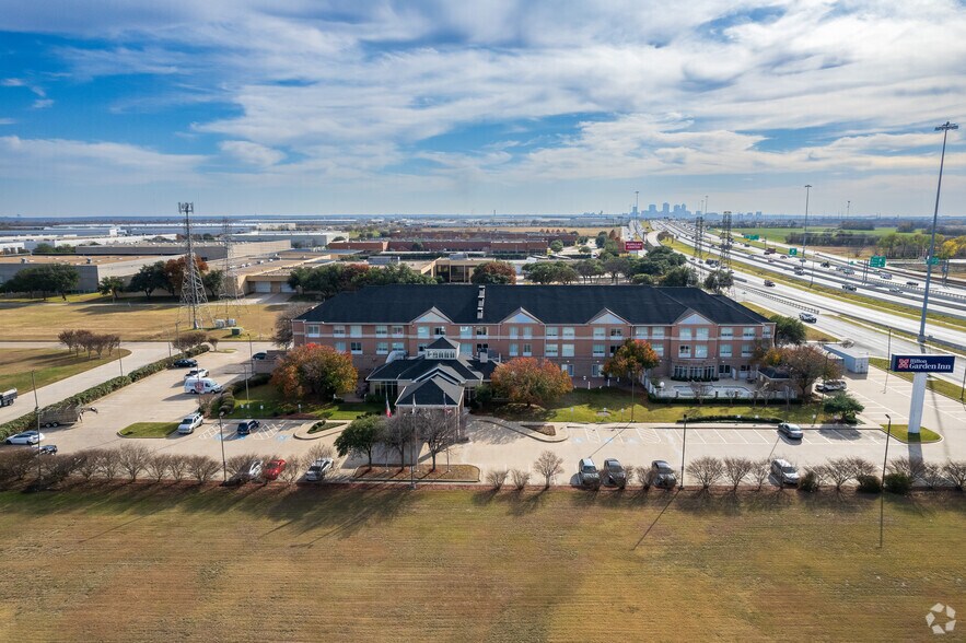 More Photos Of 4400 North Fwy, Fort Worth Hotel For Sale