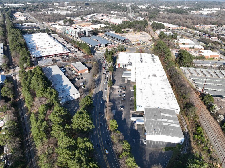 More Photos Of 2114 Atlantic Ave, Raleigh Warehouse For Lease