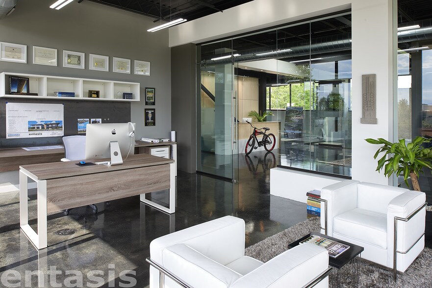 More Photos Of 183 S Taylor Ave, Louisville Research And Development For Lease