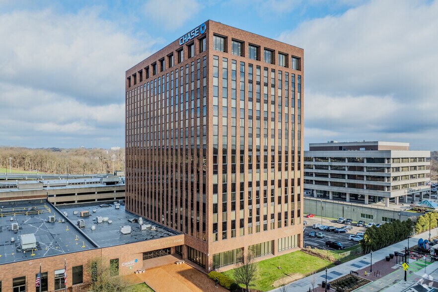 Primary Photo Of 50 S Main St, Akron Office For Lease