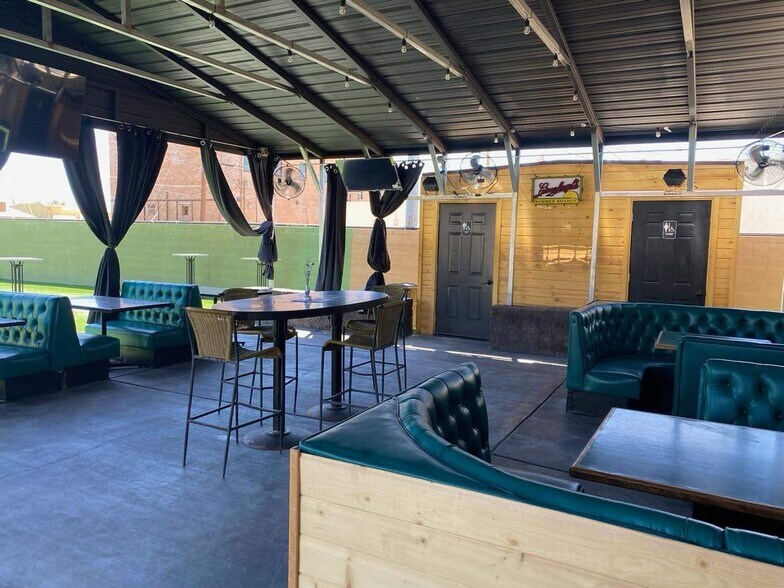More Photos Of 145 W Central Ave, Coolidge Bar For Sale