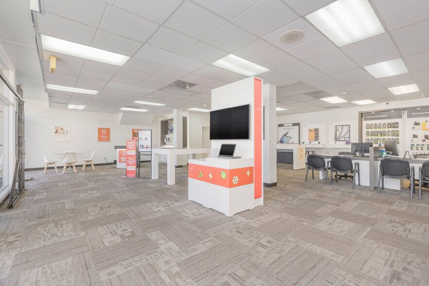 More Photos Of 2116-2118 Huntington Dr, San Marino Storefront Retail Office For Sale