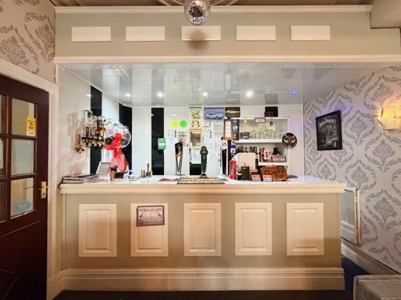 More Photos Of 9 St. Chads Rd, Blackpool Hotel For Sale