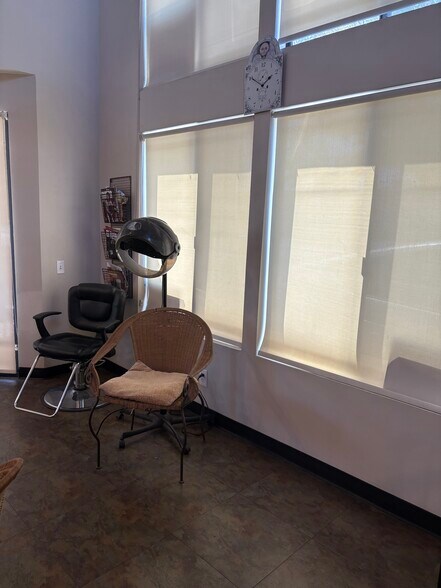 More Photos Of 1920 5th St, Simi Valley Freestanding For Lease