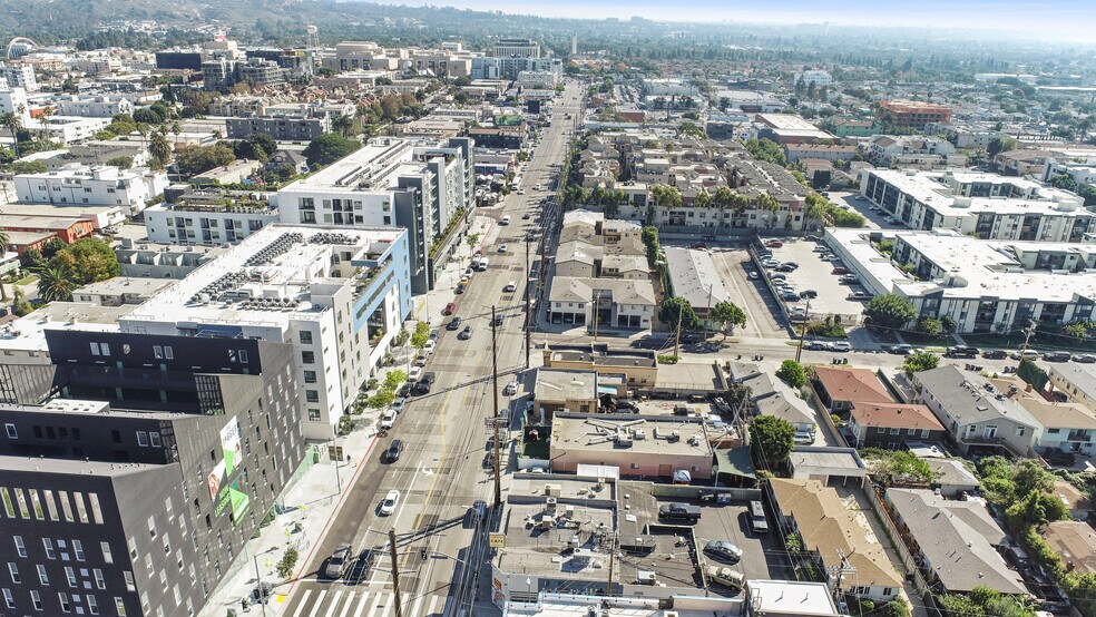 More Photos Of 3601 Overland Ave, Los Angeles Restaurant For Lease