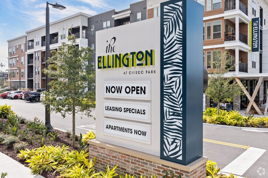 More Photos Of 234 E Mitchell Hammock Rd, Oviedo Apartments For Lease