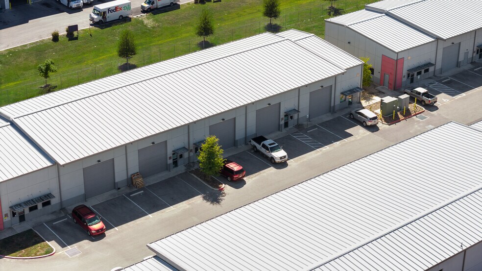 More Photos Of 7637 FM 3009, Schertz Light Distribution For Sale