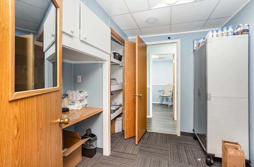 More Photos Of 7261 Gratiot Rd, Saginaw Medical For Sale