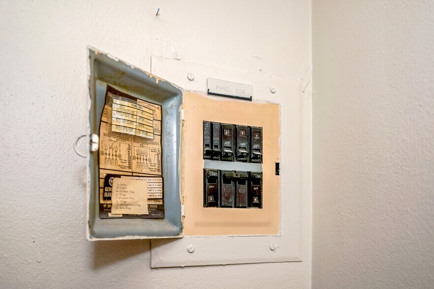 More Photos Of 126 Oriole St, Hot Springs Apartments For Sale