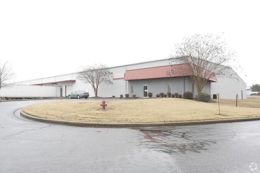More Photos Of 6410 Augusta Rd, Greenville Distribution For Lease