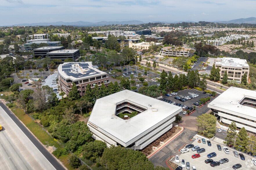 More Photos Of 12526 High Bluff Dr, San Diego Office For Lease