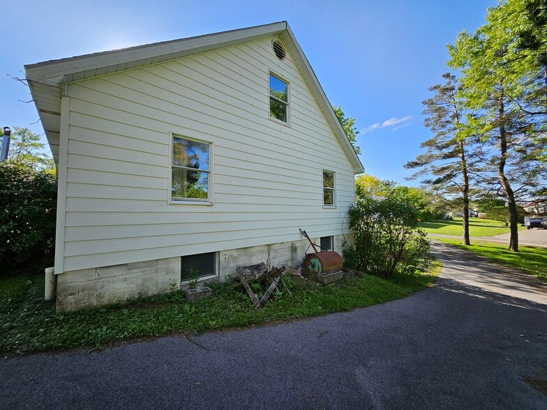More Photos Of 200 Brewery Run Ln, Saint Marys Specialty For Sale