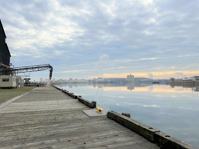 More Photos Of 5501 Pennington Ave, Baltimore Unknown For Lease