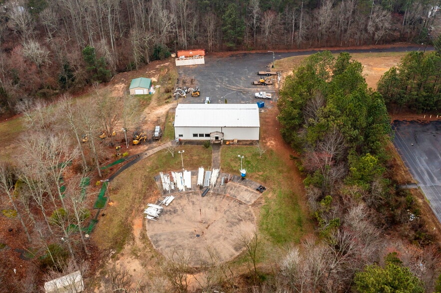 More Photos Of 199 S Cherry St, Cherryville Auto Dealership For Sale