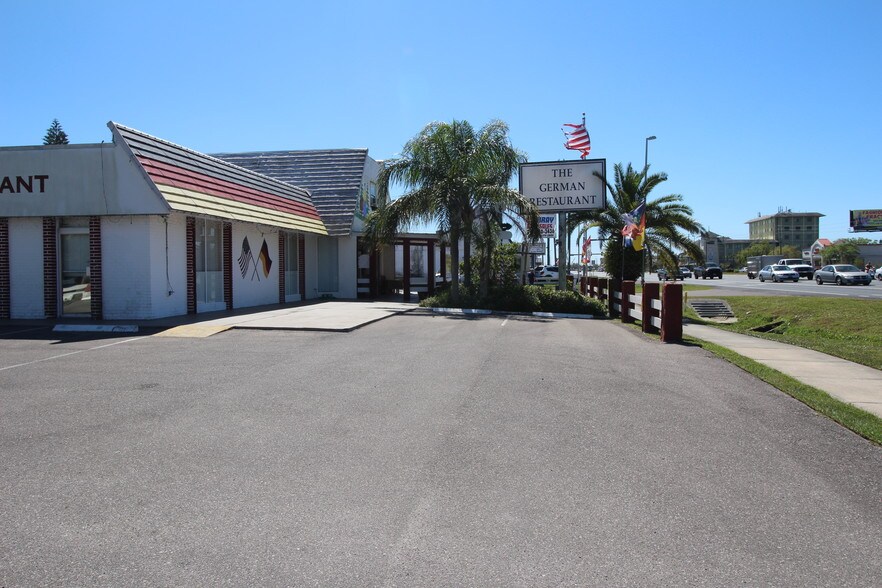 More Photos Of 2616 US Highway 19, Holiday Restaurant For Sale