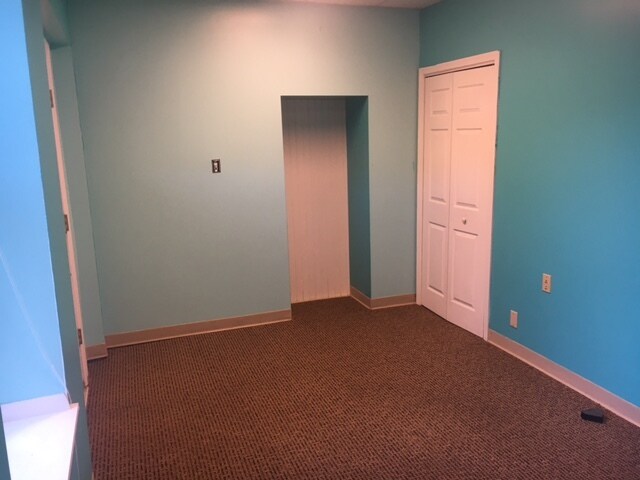 More Photos Of 121-125 N Main St, Woodstock Storefront Retail Residential For Sale