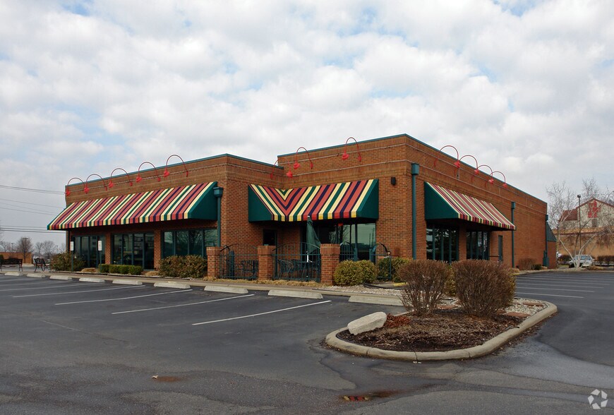 More Photos Of 7414 Turfway Rd, Florence Restaurant For Lease
