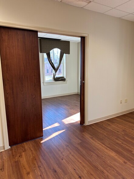 More Photos Of 101 Financial Dr, Elizabethtown Medical For Lease