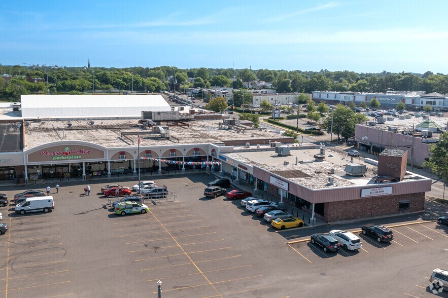 More Photos Of 490-520 Hempstead Tpke, West Hempstead Unknown For Lease