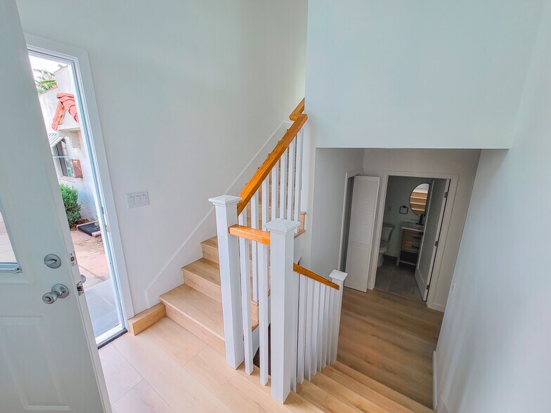 More Photos Of 4212-4216 1/2 Lockwood Ave, Los Angeles Apartments For Sale