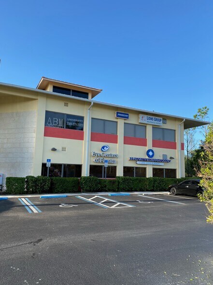 Primary Photo Of 3507 Lee Blvd, Lehigh Acres Medical For Lease