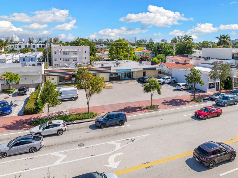 More Photos Of 1445 Alton Rd, Miami Beach General Retail For Lease