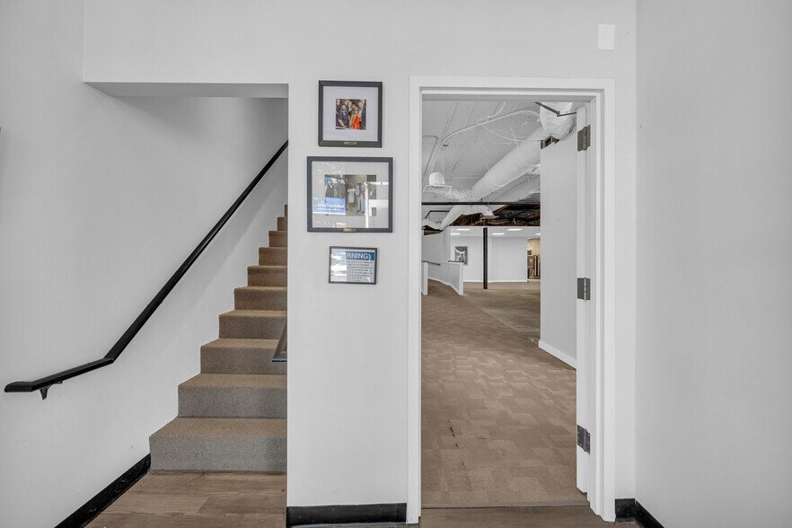 More Photos Of 510-512 Broad St, Rome Office For Lease